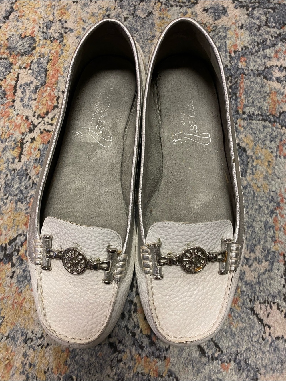 AEROSOLES White Pebbled Leather Loafers with Silver-Tone Bit